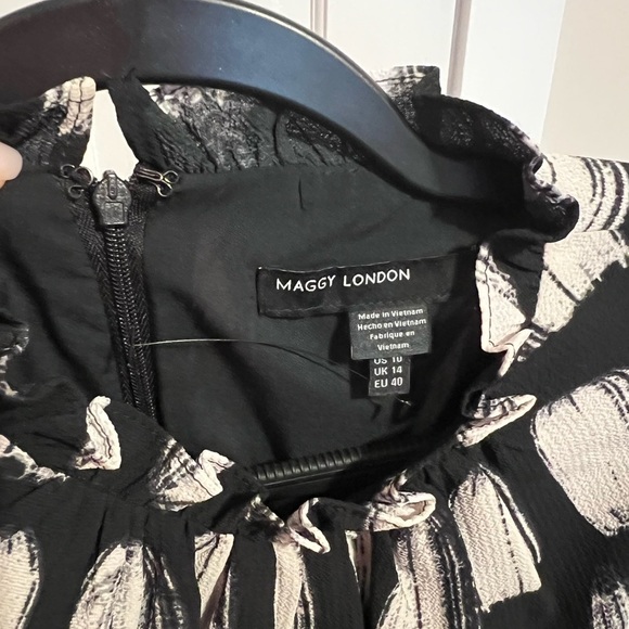 MAGGY LONDON • ABSTRACT PRINT • TIERED MIDI DRESS • NWT - Picture 6 of 8